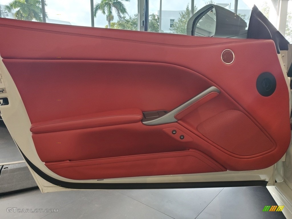 2015 Ferrari F12berlinetta Standard F12berlinetta Model Rosso Door Panel Photo #135522908