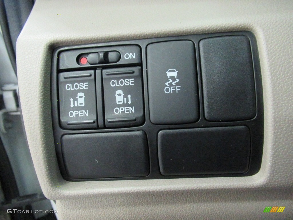 2013 Odyssey EX - Taffeta White / Beige photo #29