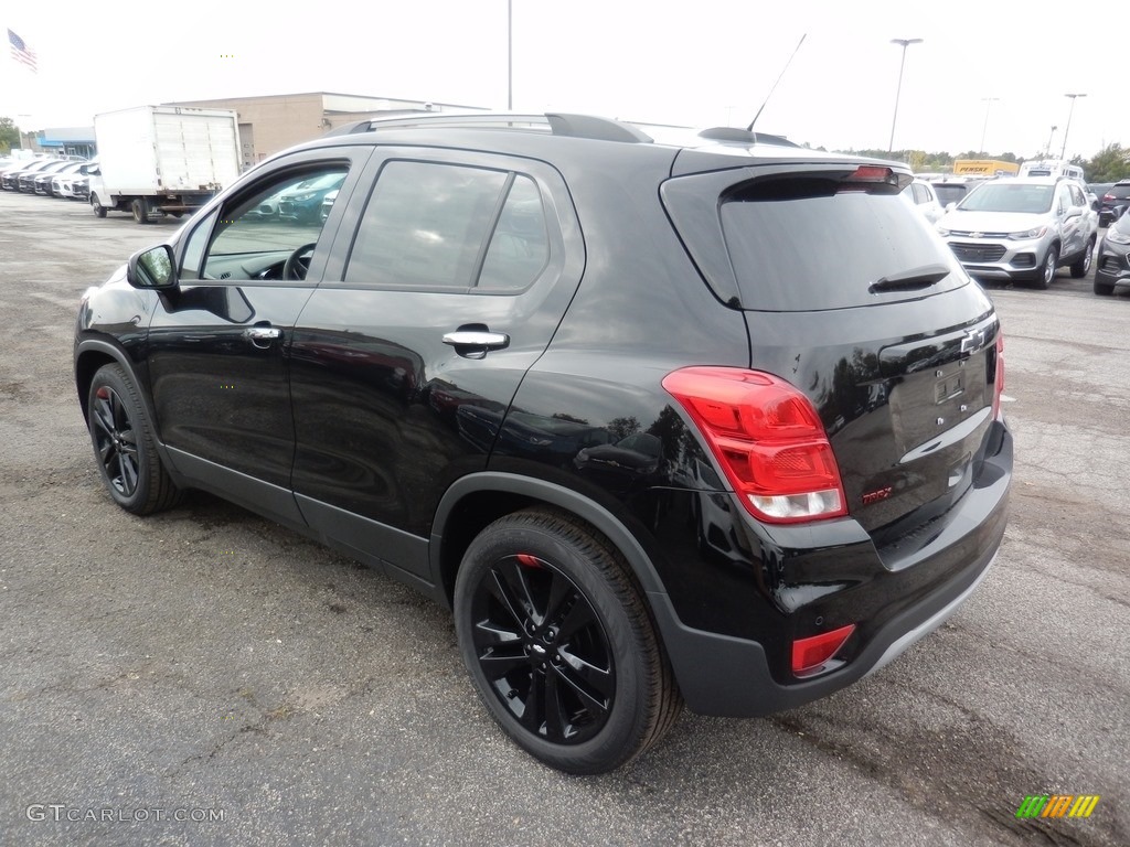 2020 Trax LT - Mosaic Black Metallic / Jet Black photo #5