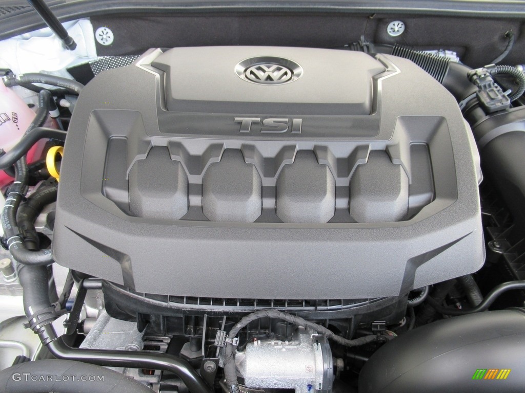 2019 Volkswagen Passat SE R-Line Engine Photos