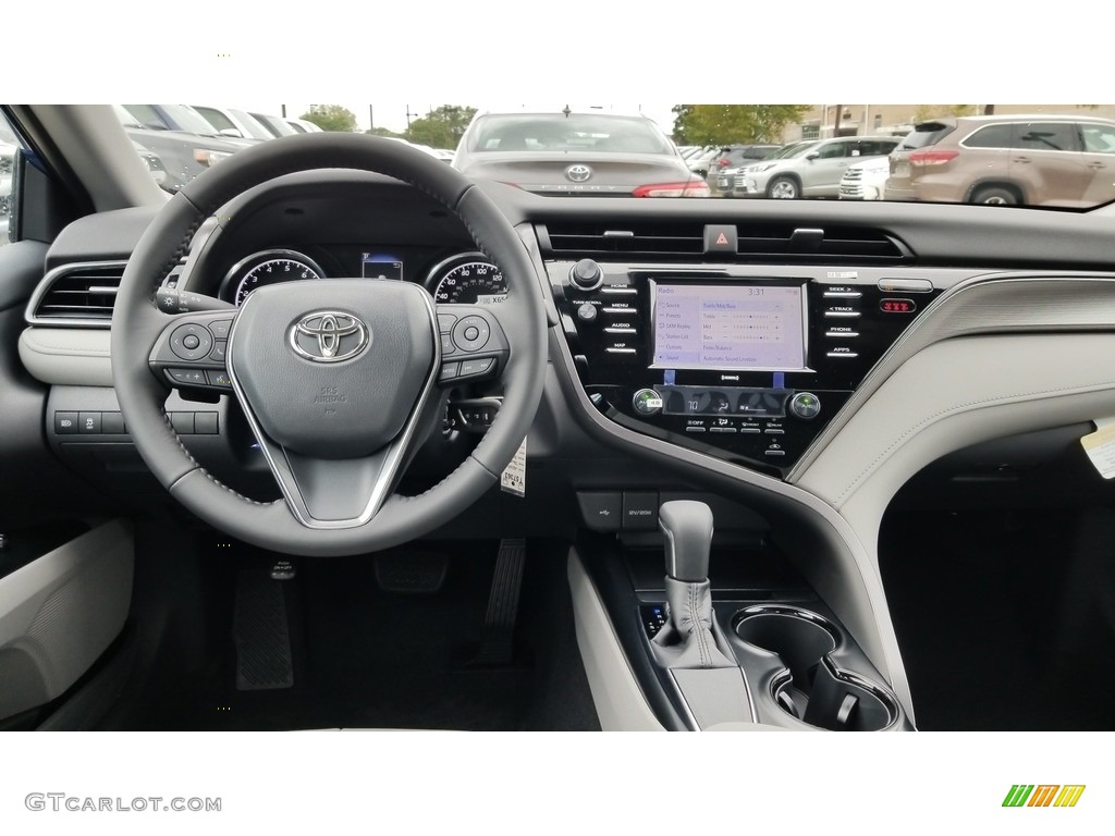 2020 Camry SE - Blue Streak Metallic / Ash photo #4