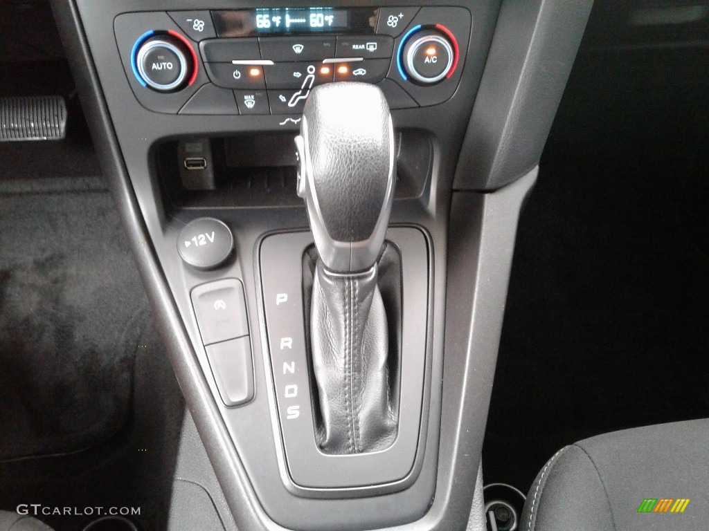 2018 Focus SE Sedan - Lightning Blue / Charcoal Black photo #25