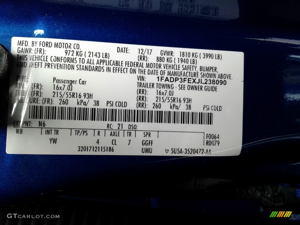 2018 Focus SE Sedan - Lightning Blue / Charcoal Black photo #29