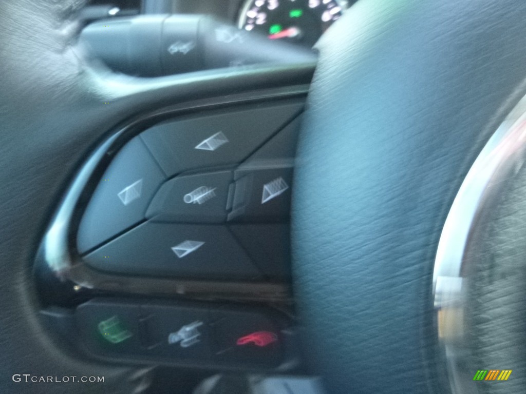 2018 Renegade Latitude 4x4 - Alpine White / Black photo #20