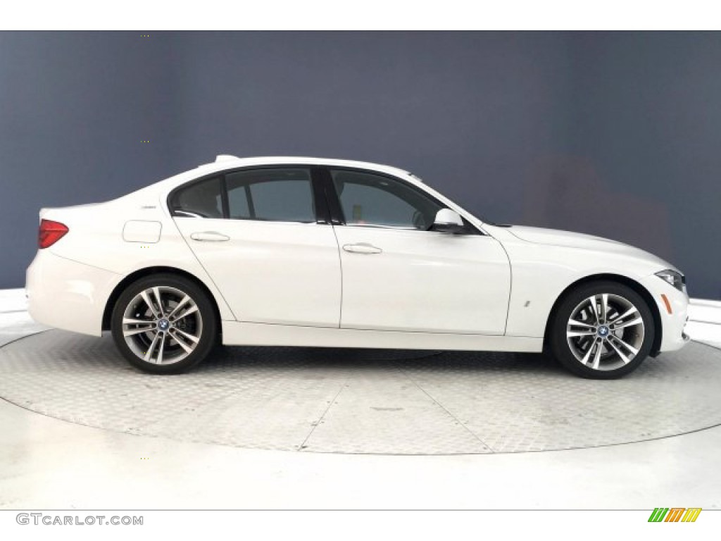 2017 3 Series 330e iPerfomance Sedan - Alpine White / Black photo #31