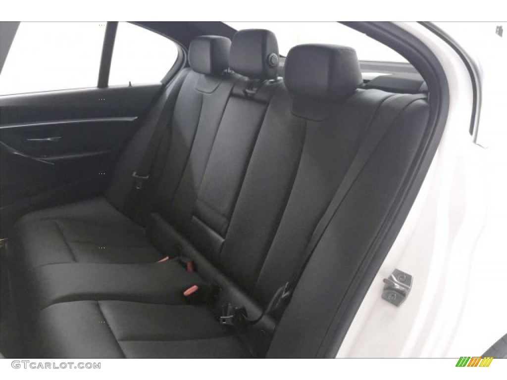 2017 3 Series 330e iPerfomance Sedan - Alpine White / Black photo #33
