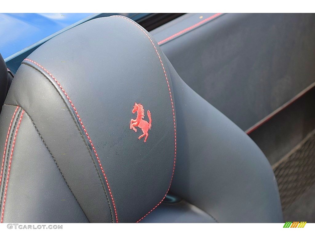 2017 Ferrari 488 Spider Standard 488 Spider Model Marks and Logos Photos