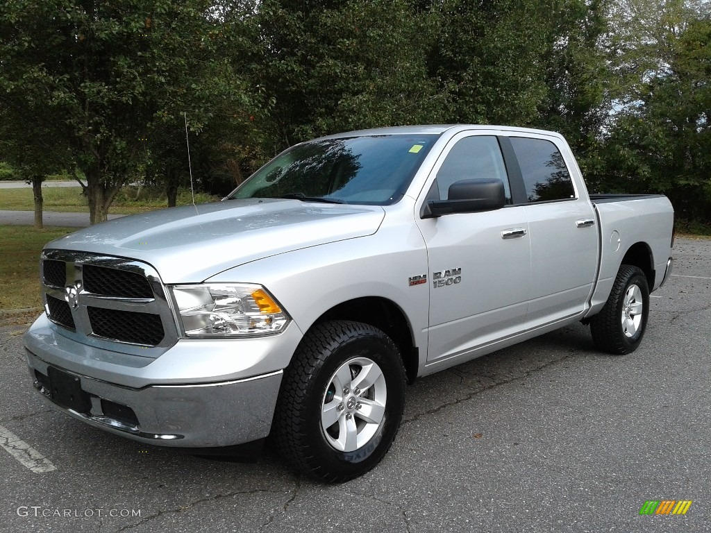 2018 1500 Big Horn Crew Cab 4x4 - Bright Silver Metallic / Black/Diesel Gray photo #2