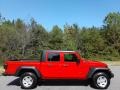 2020 Firecracker Red Jeep Gladiator Sport 4x4  photo #5