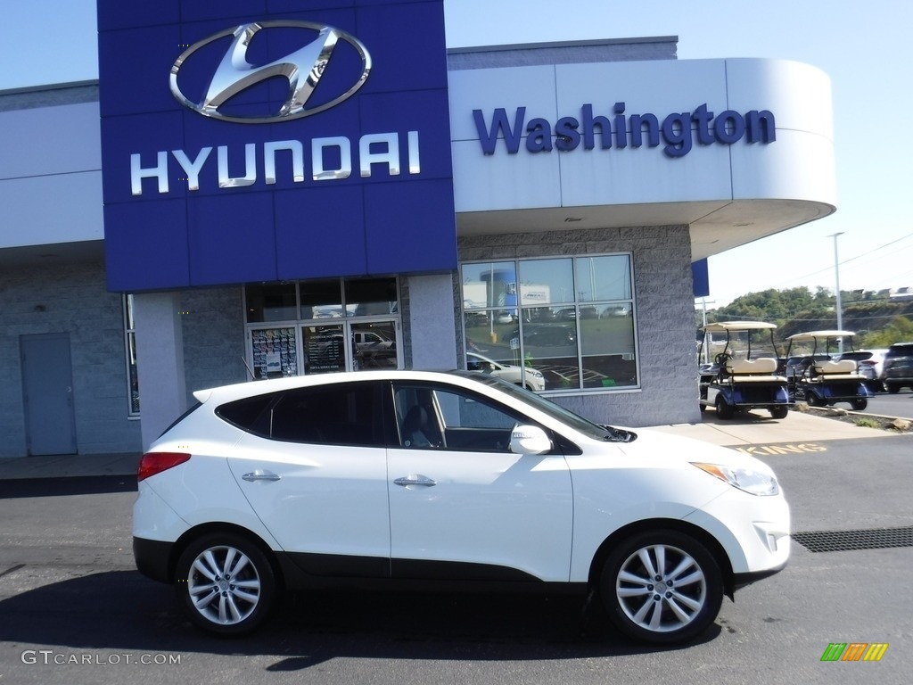 2011 Tucson Limited AWD - Cotton White / Taupe photo #2