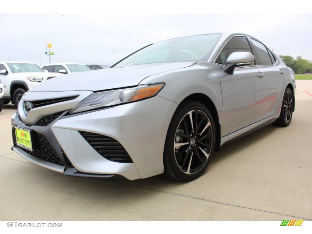 2019 Camry XSE - Celestial Silver Metallic / Black photo #4