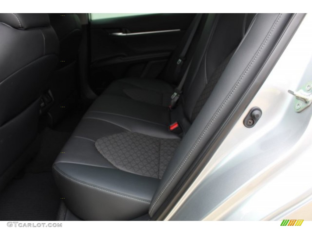 2019 Camry XSE - Celestial Silver Metallic / Black photo #24