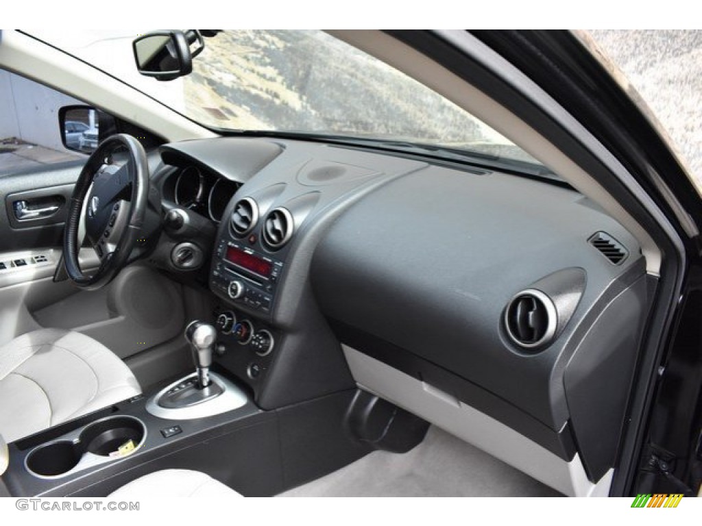 2010 Rogue SL AWD - Wicked Black / Gray photo #17