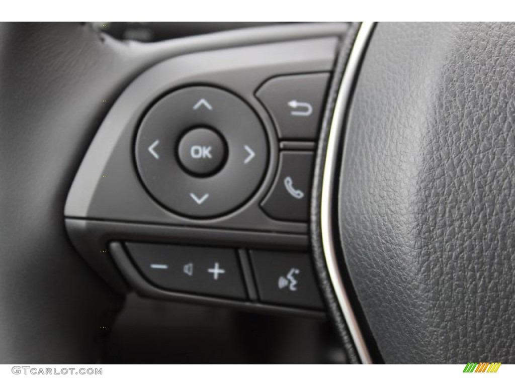 2020 Toyota Camry SE Black Steering Wheel Photo #135566552