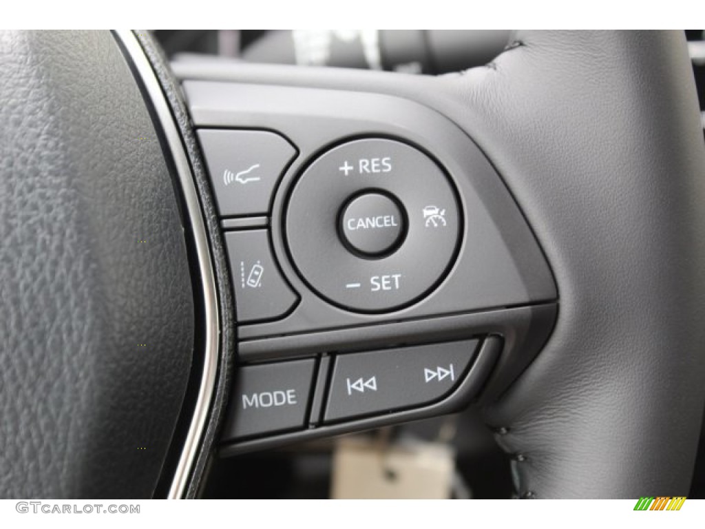 2020 Toyota Camry SE Black Steering Wheel Photo #135566558