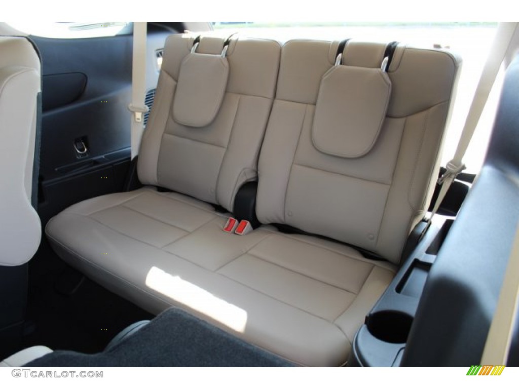 2020 Explorer Limited - Star White Metallic Tri-Coat / Sandstone photo #22