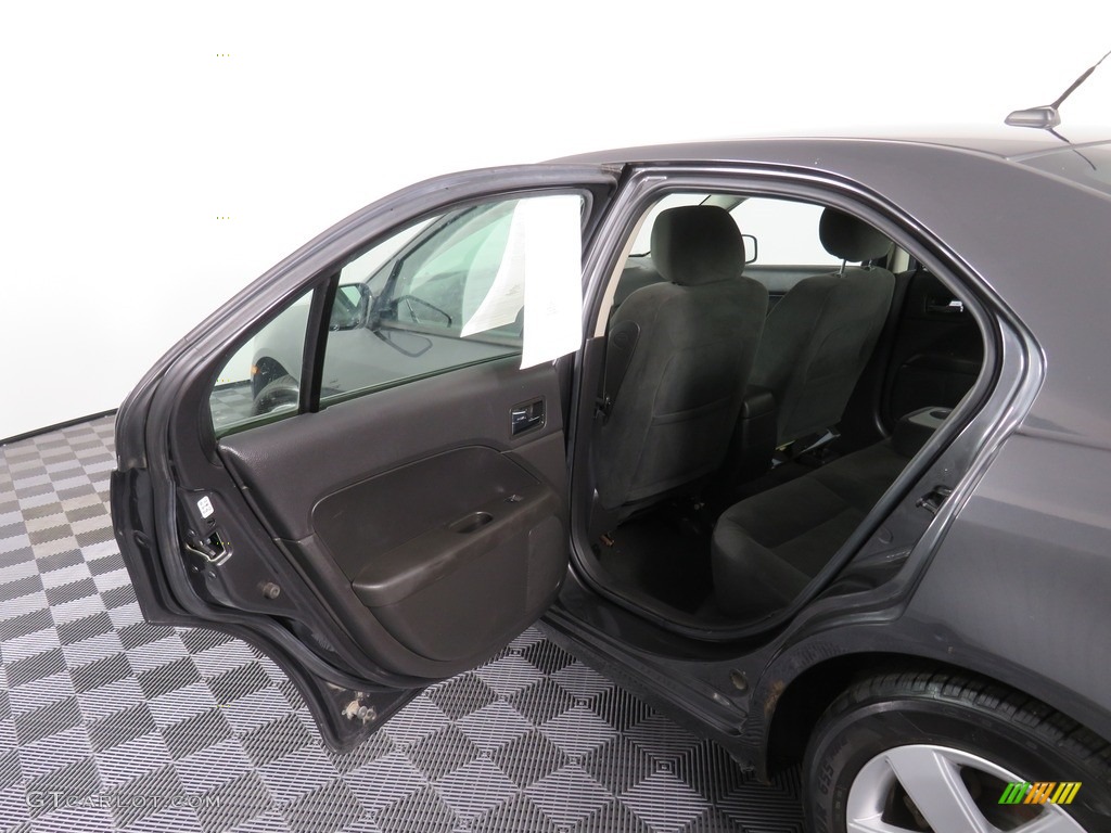 2007 Fusion SE V6 AWD - Tungsten Grey Metallic / Charcoal Black photo #29