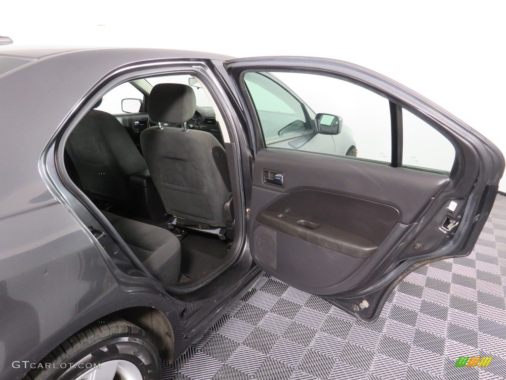 2007 Fusion SE V6 AWD - Tungsten Grey Metallic / Charcoal Black photo #32