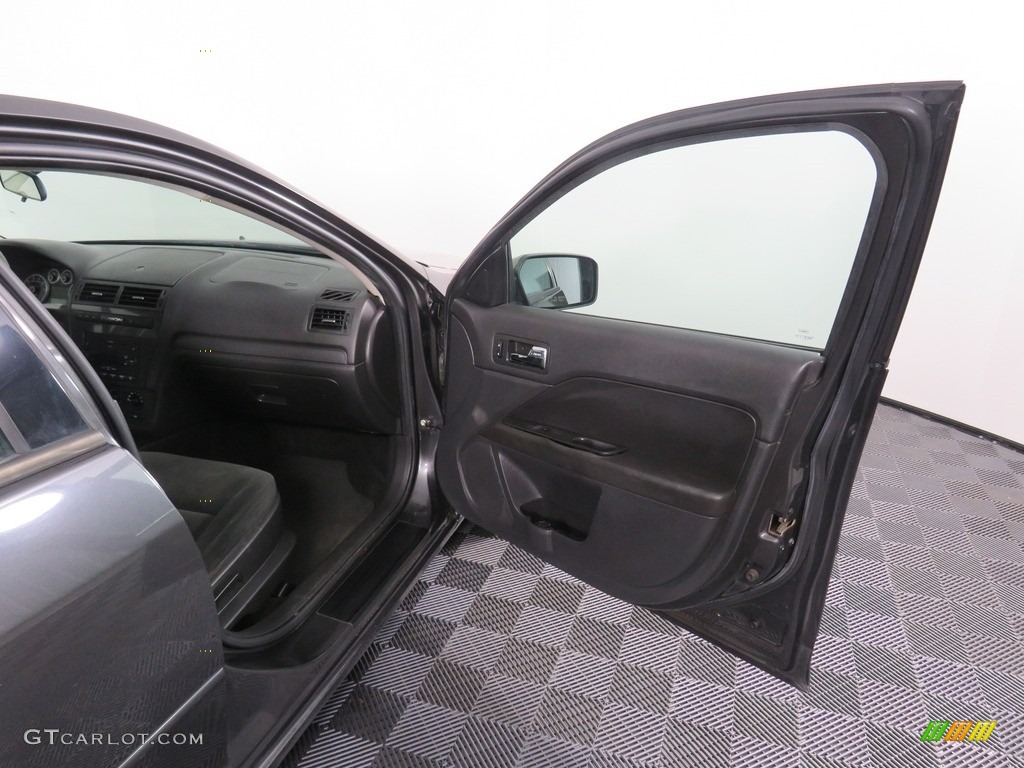 2007 Fusion SE V6 AWD - Tungsten Grey Metallic / Charcoal Black photo #34