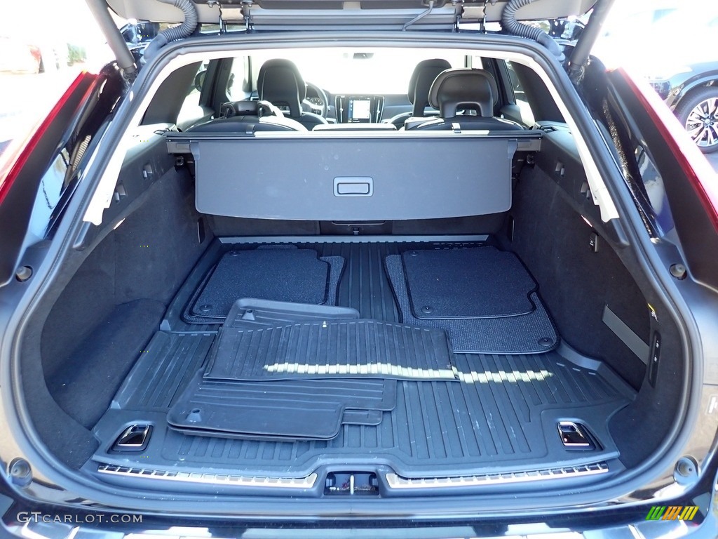 2018 Volvo V90 T5 Trunk Photo #135569210
