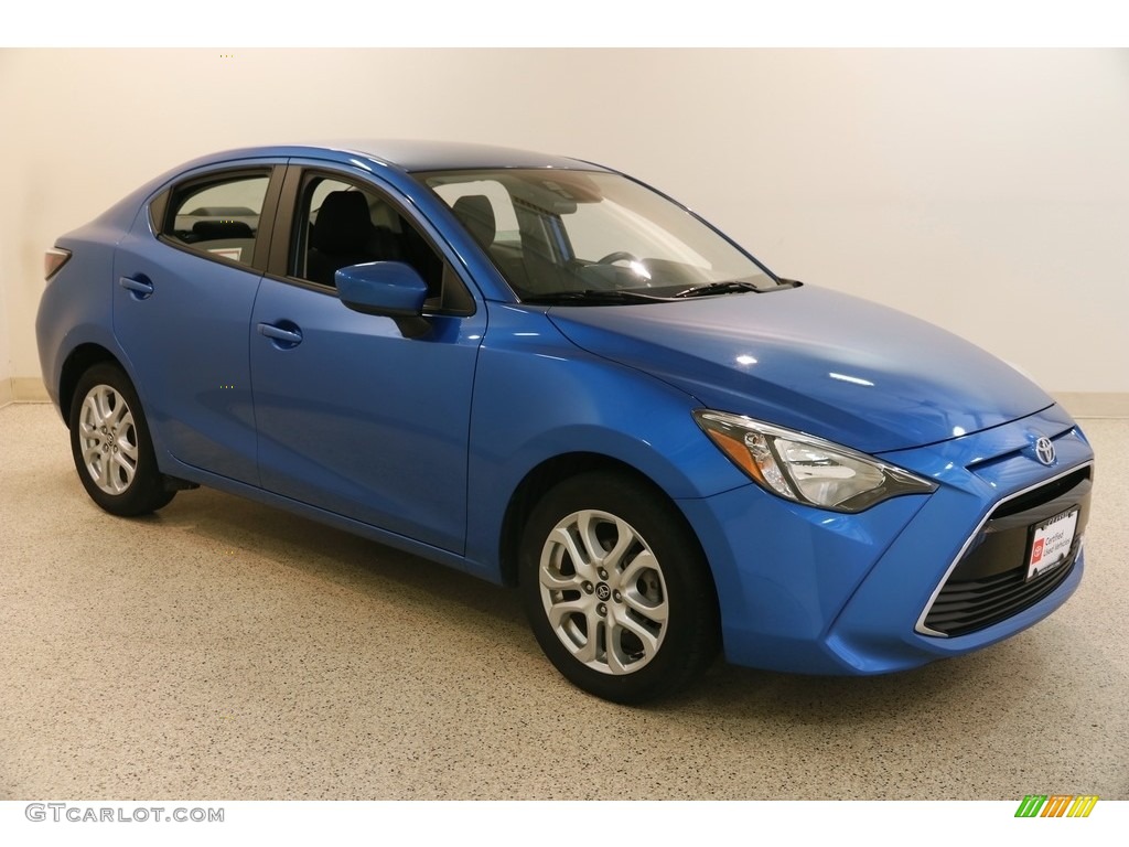 2018 Yaris iA  - Sapphire / Mid-Blue Black photo #1