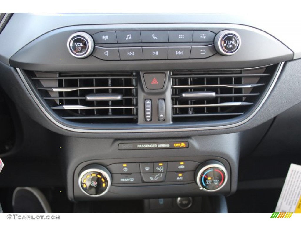 2020 Ford Escape S Controls Photo #135584650