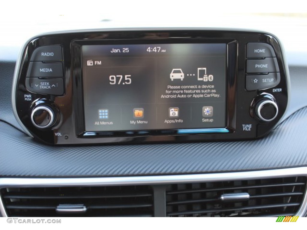 2020 Hyundai Tucson SE Controls Photo #135585256