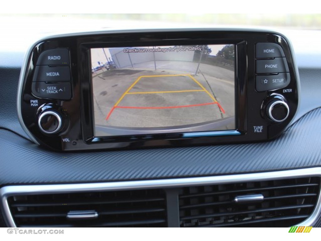 2020 Hyundai Tucson SE Controls Photos