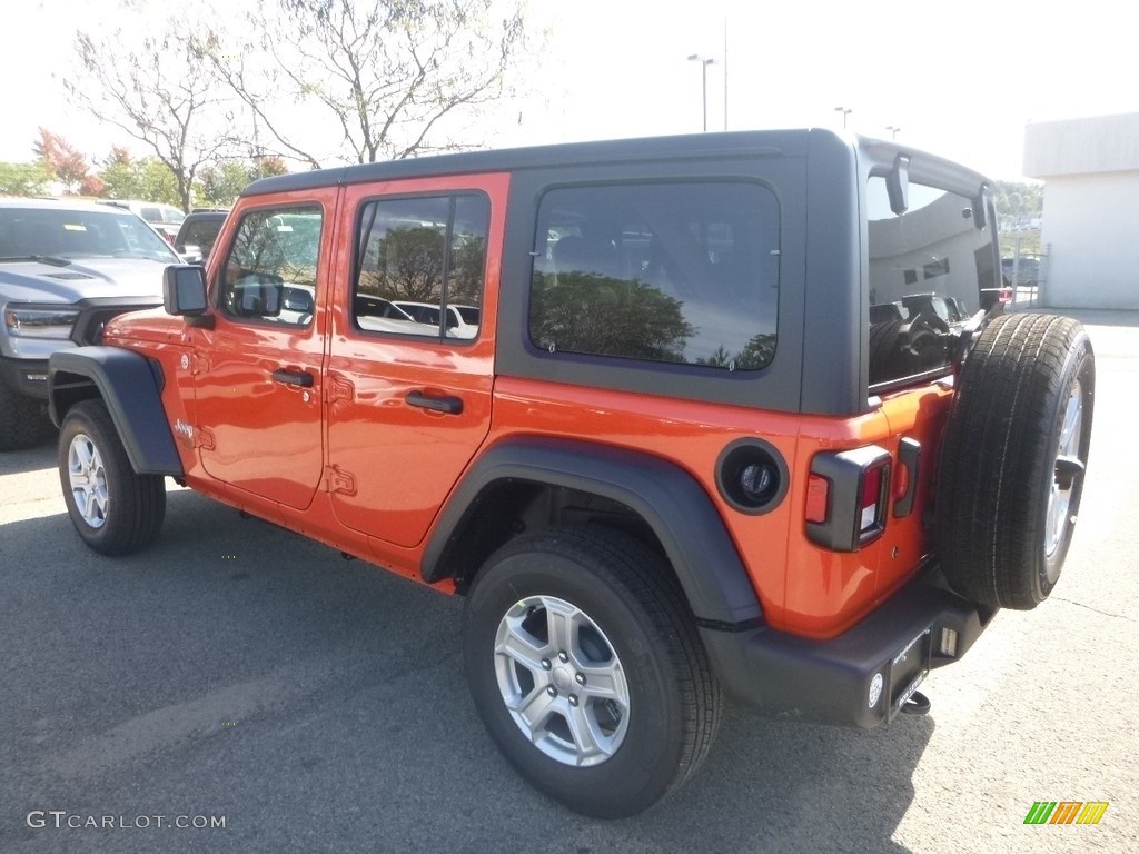 2020 Wrangler Unlimited Sport 4x4 - Punkn Metallic / Black photo #3