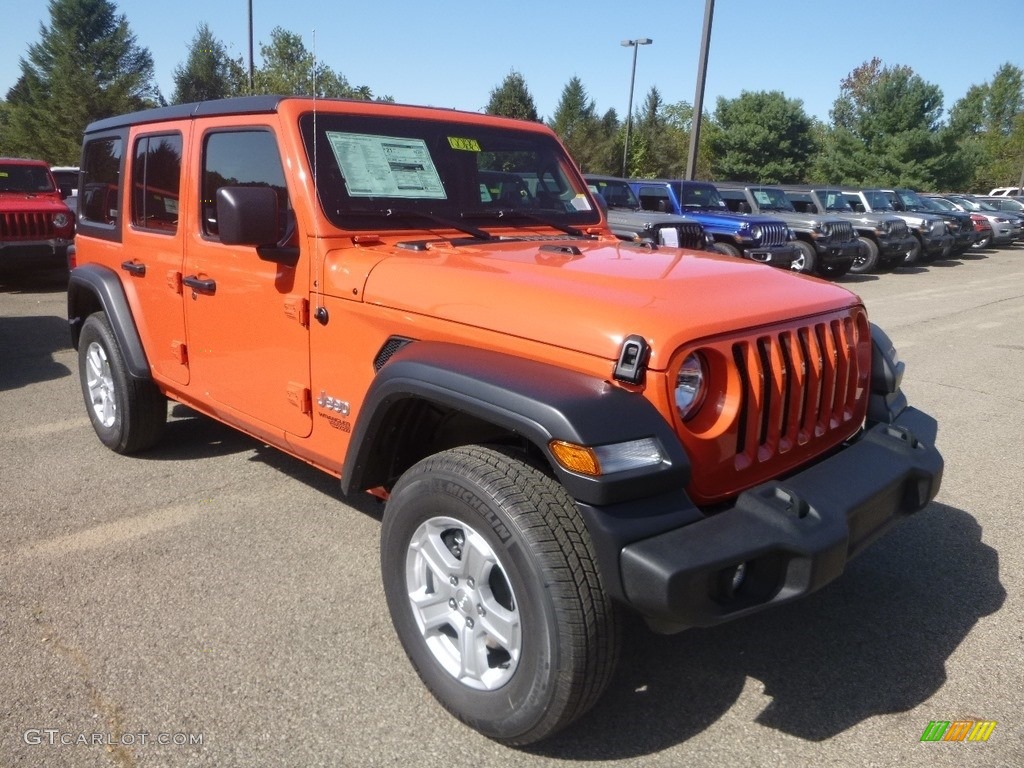 2020 Wrangler Unlimited Sport 4x4 - Punkn Metallic / Black photo #7