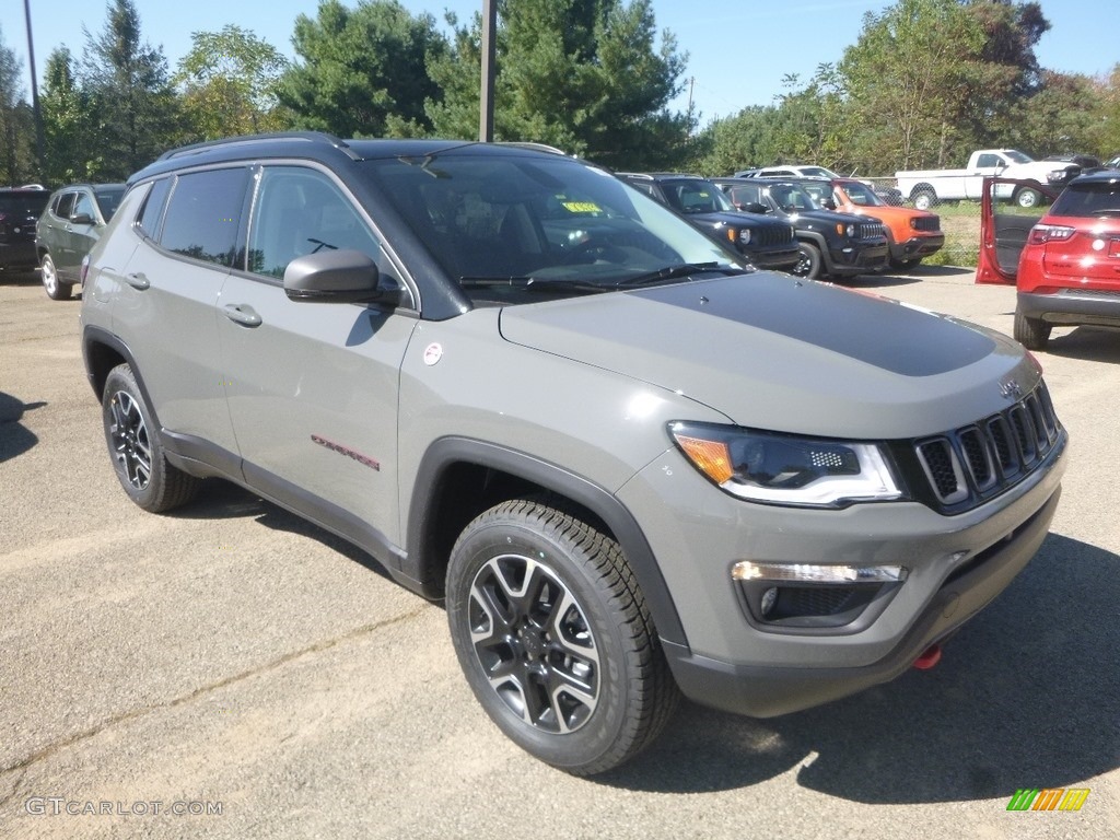 Sting Gray 2020 Jeep Compass Trailhawk 4x4 Exterior Photo 135590278