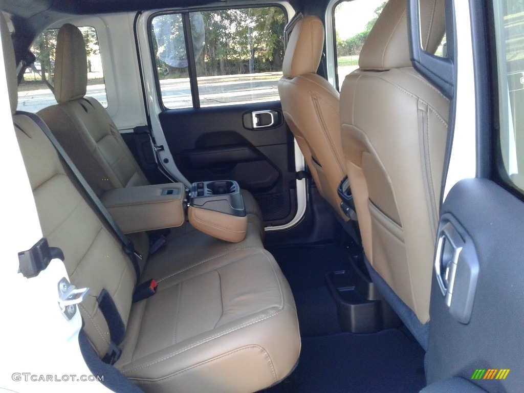 Dark Saddle/Black Interior 2020 Jeep Wrangler Unlimited Sahara 4x4 Photo #135591115