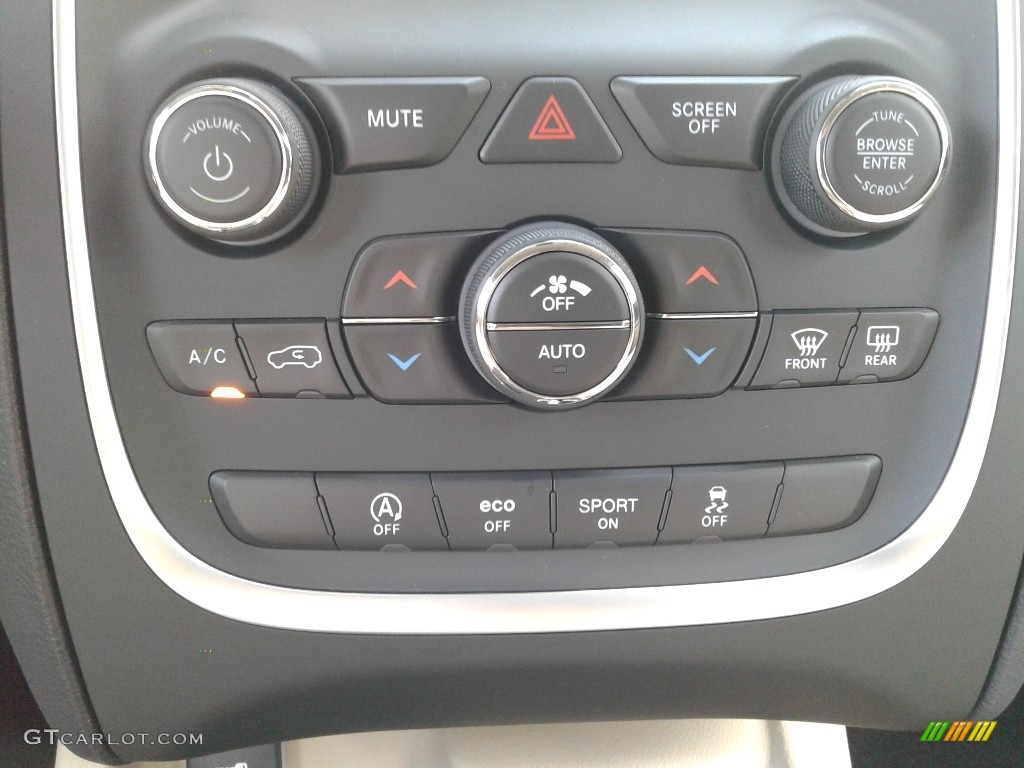 2020 Dodge Durango SXT Controls Photo #135591640