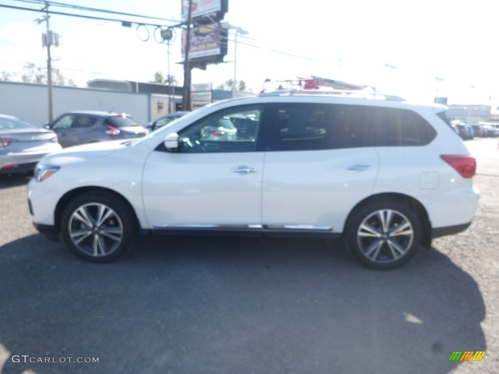 2018 Pathfinder Platinum 4x4 - Pearl White / Charcoal photo #7