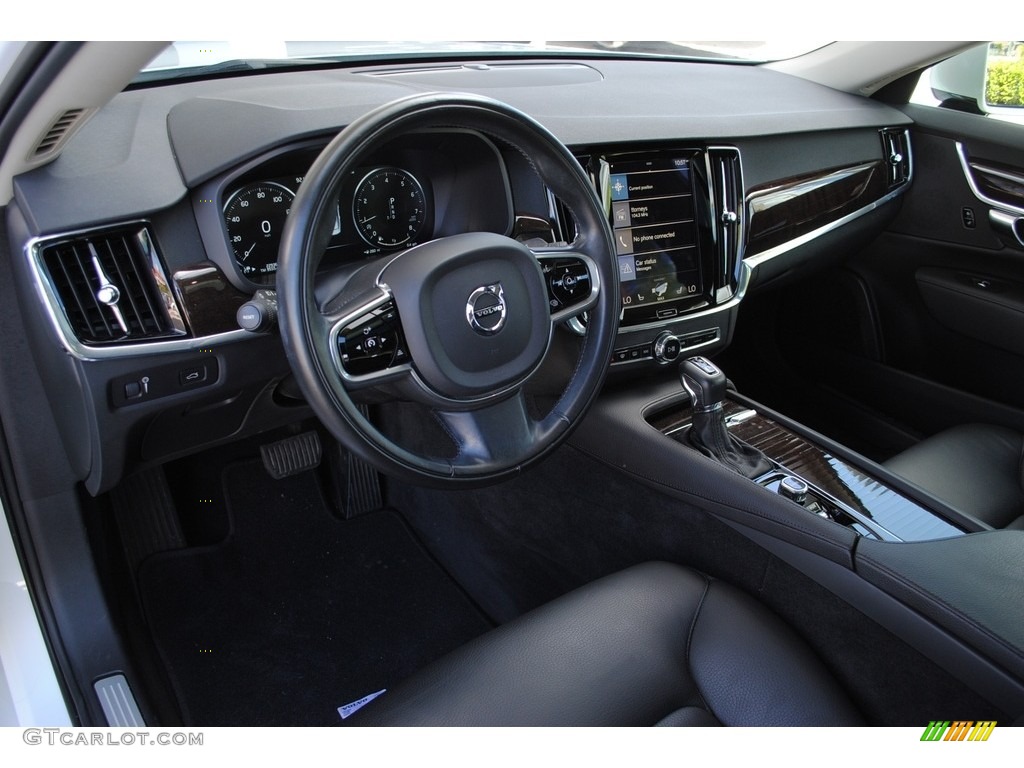 2018 Volvo S90 T5 Charcoal Dashboard Photo #135596850