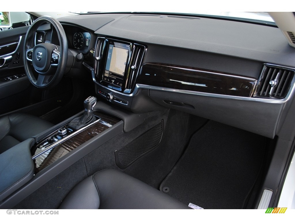 2018 Volvo S90 T5 Charcoal Dashboard Photo #135596906