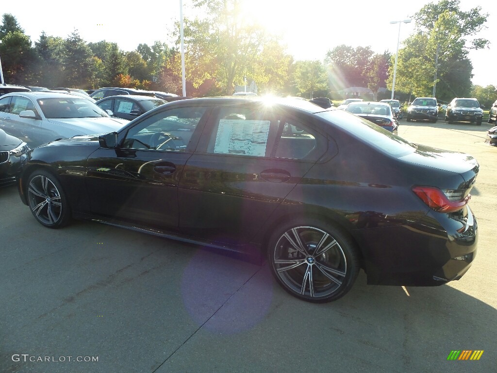 2020 3 Series 330i xDrive Sedan - Black Sapphire Metallic / Black photo #5