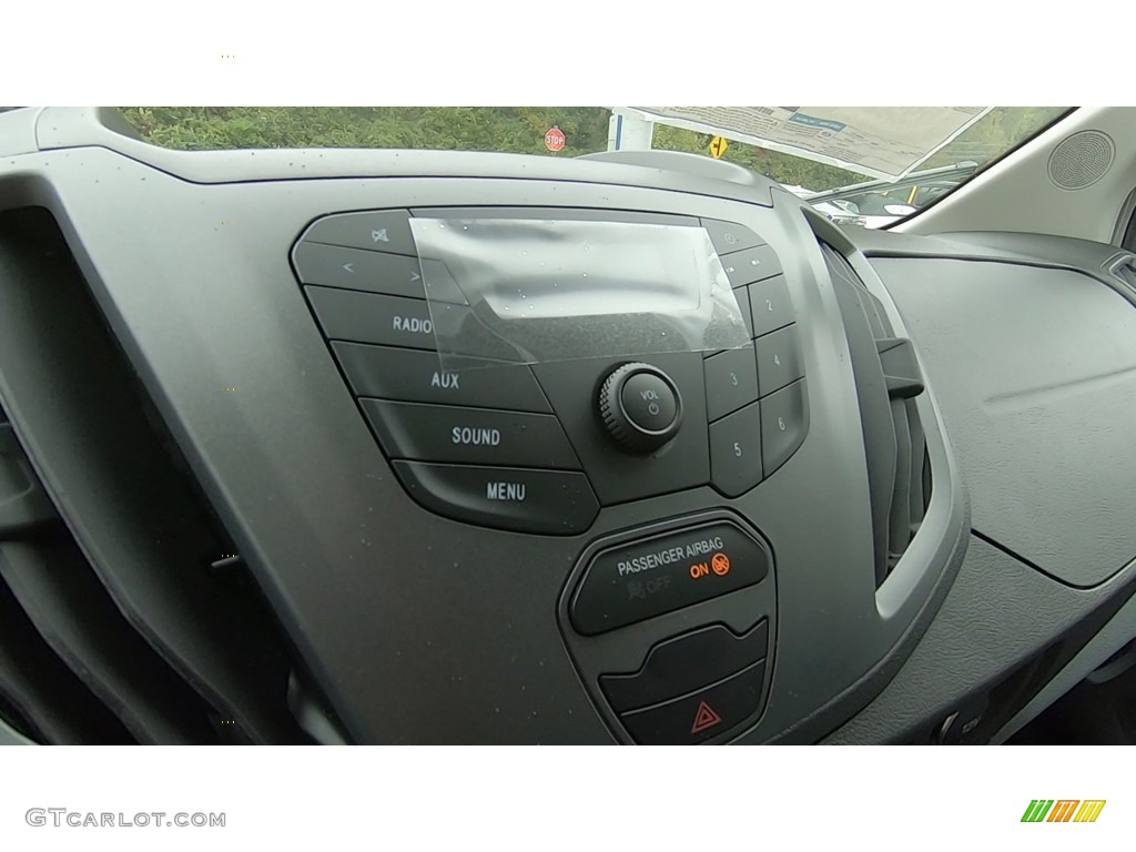 2019 Transit Van 250 LR Long - Oxford White / Pewter photo #13