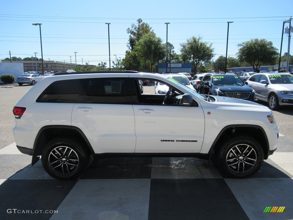 2017 Grand Cherokee Trailhawk 4x4 - Bright White / Black photo #3