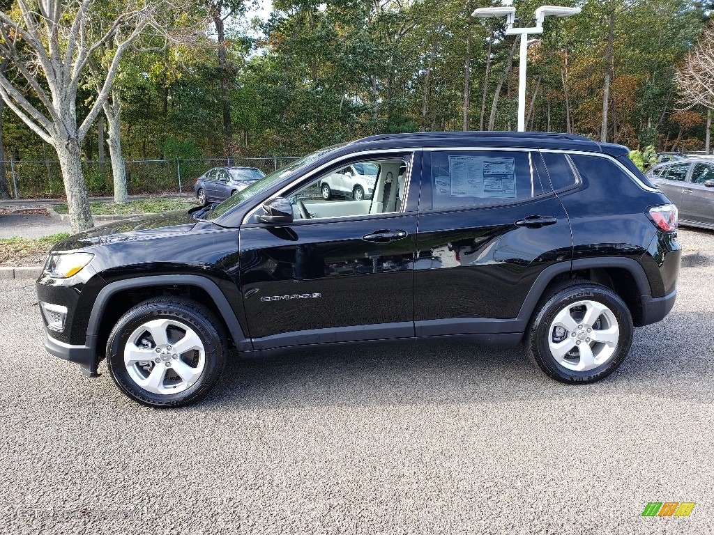 Diamond Black Crystal Pearl 2020 Jeep Compass Latitude 4x4 Exterior Photo #135611058