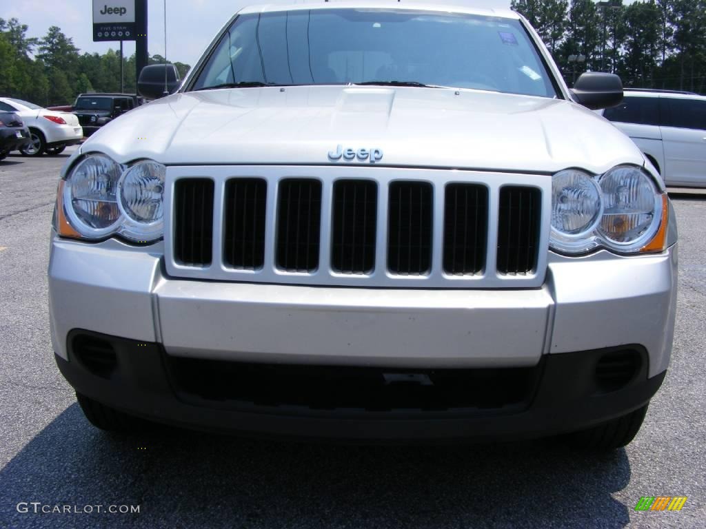 2008 Grand Cherokee Laredo - Bright Silver Metallic / Dark Slate Gray photo #3