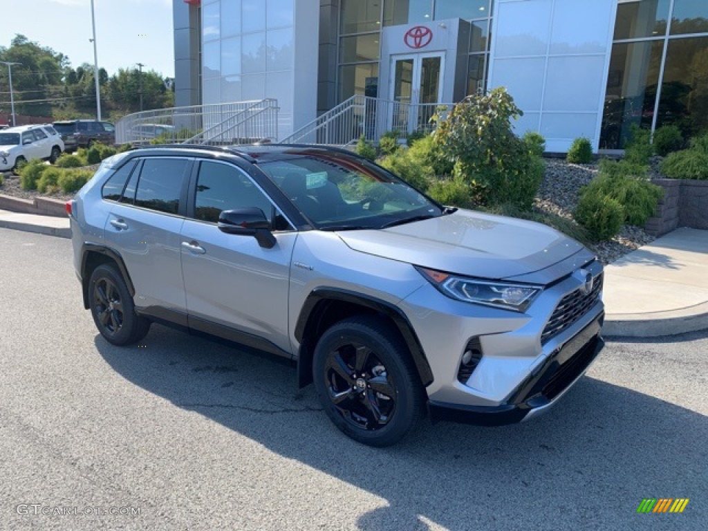 2019 RAV4 XSE AWD Hybrid - Silver Sky Metallic / Black photo #1