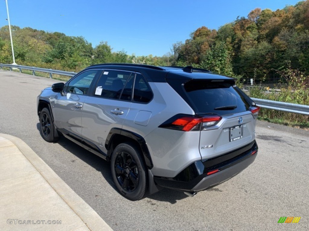 2019 RAV4 XSE AWD Hybrid - Silver Sky Metallic / Black photo #2