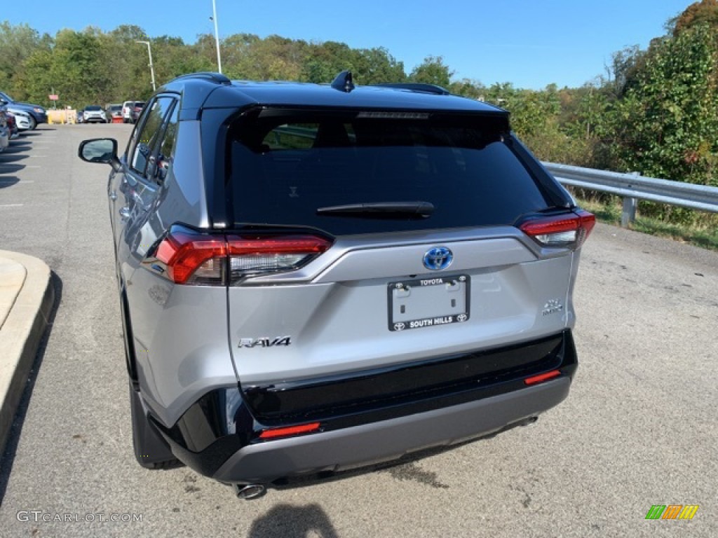 2019 RAV4 XSE AWD Hybrid - Silver Sky Metallic / Black photo #9