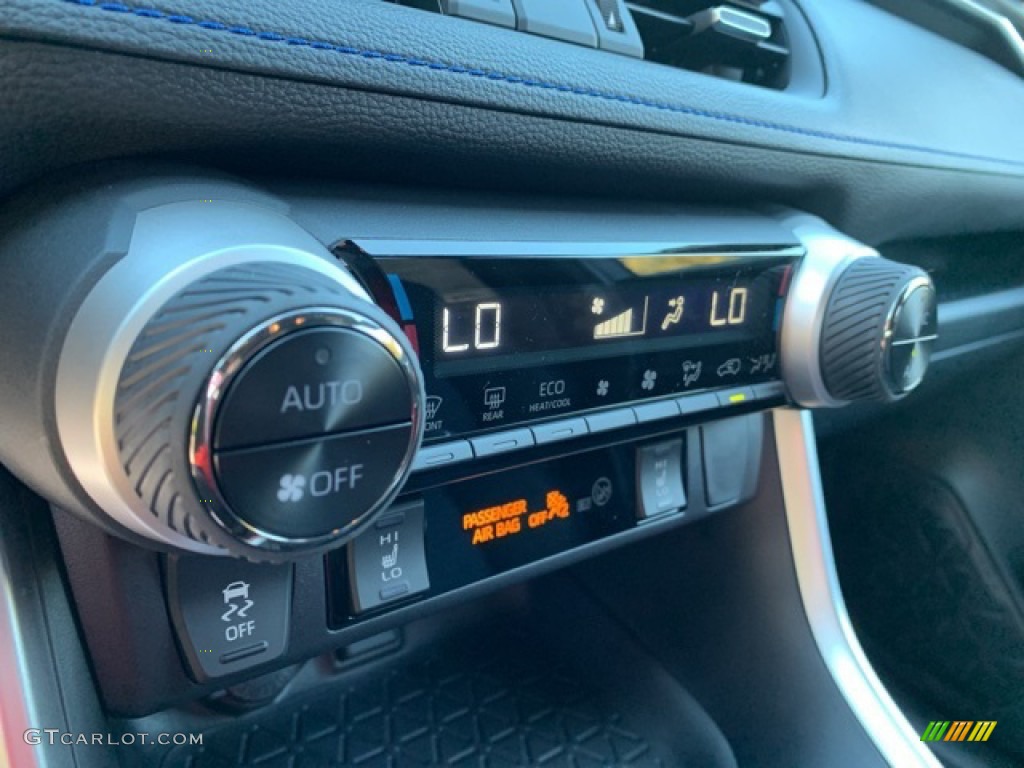 2019 RAV4 XSE AWD Hybrid - Silver Sky Metallic / Black photo #26
