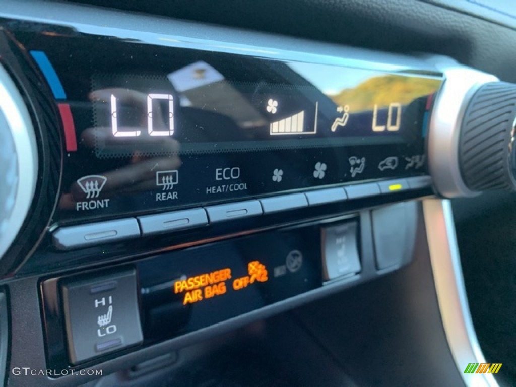 2019 RAV4 XSE AWD Hybrid - Silver Sky Metallic / Black photo #27