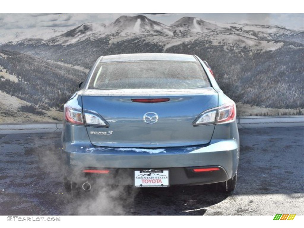 2011 MAZDA3 i Touring 4 Door - Gunmetal Blue Mica / Black photo #8