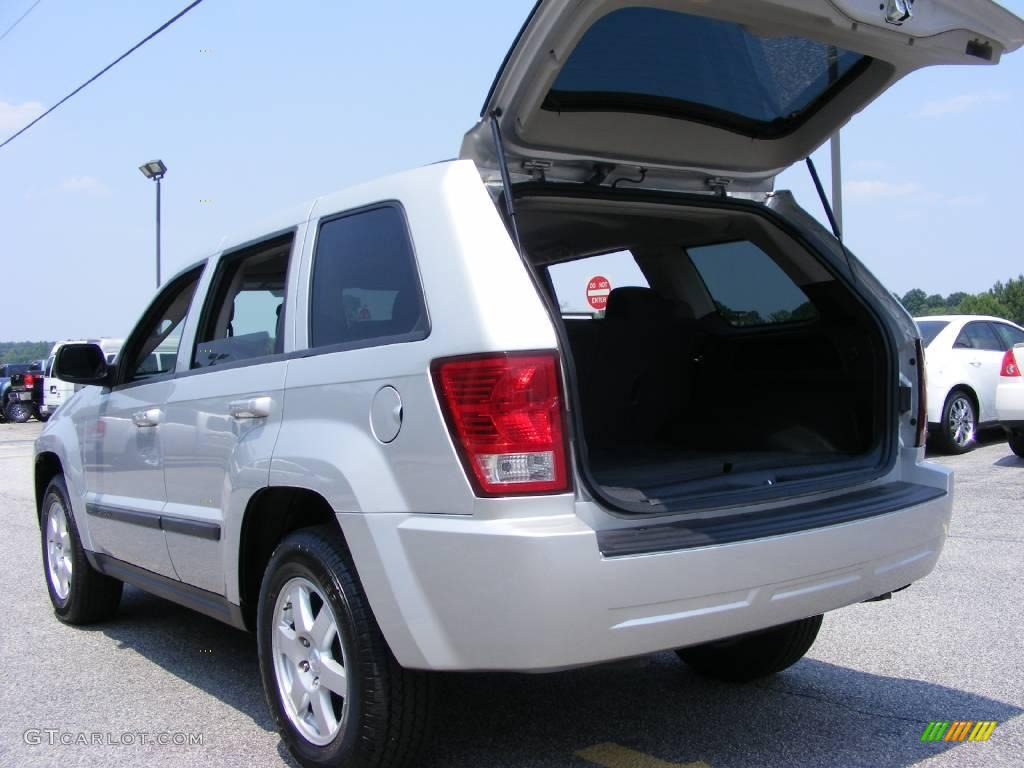 2008 Grand Cherokee Laredo - Bright Silver Metallic / Dark Slate Gray photo #16