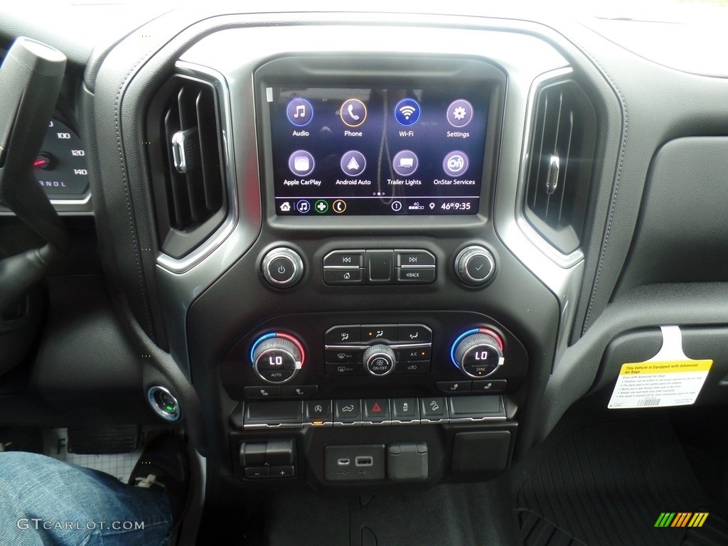 2020 Chevrolet Silverado 1500 LT Crew Cab 4x4 Controls Photo #135614259