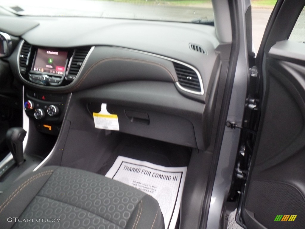 2020 Trax LS AWD - Satin Steel Metallic / Jet Black photo #38